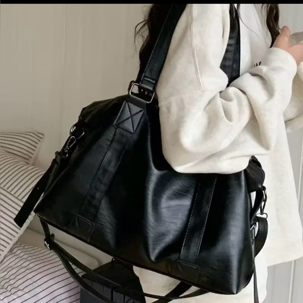 Black Tote Bag!